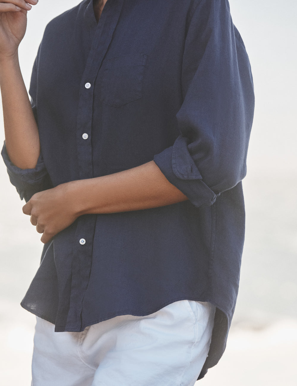 FRANK AND EILEEN Eileen Relaxed Button Up
