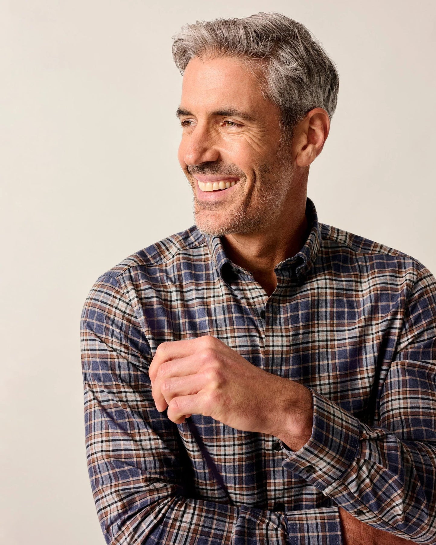 JOHNNIE-O Performance Flannel Button Down