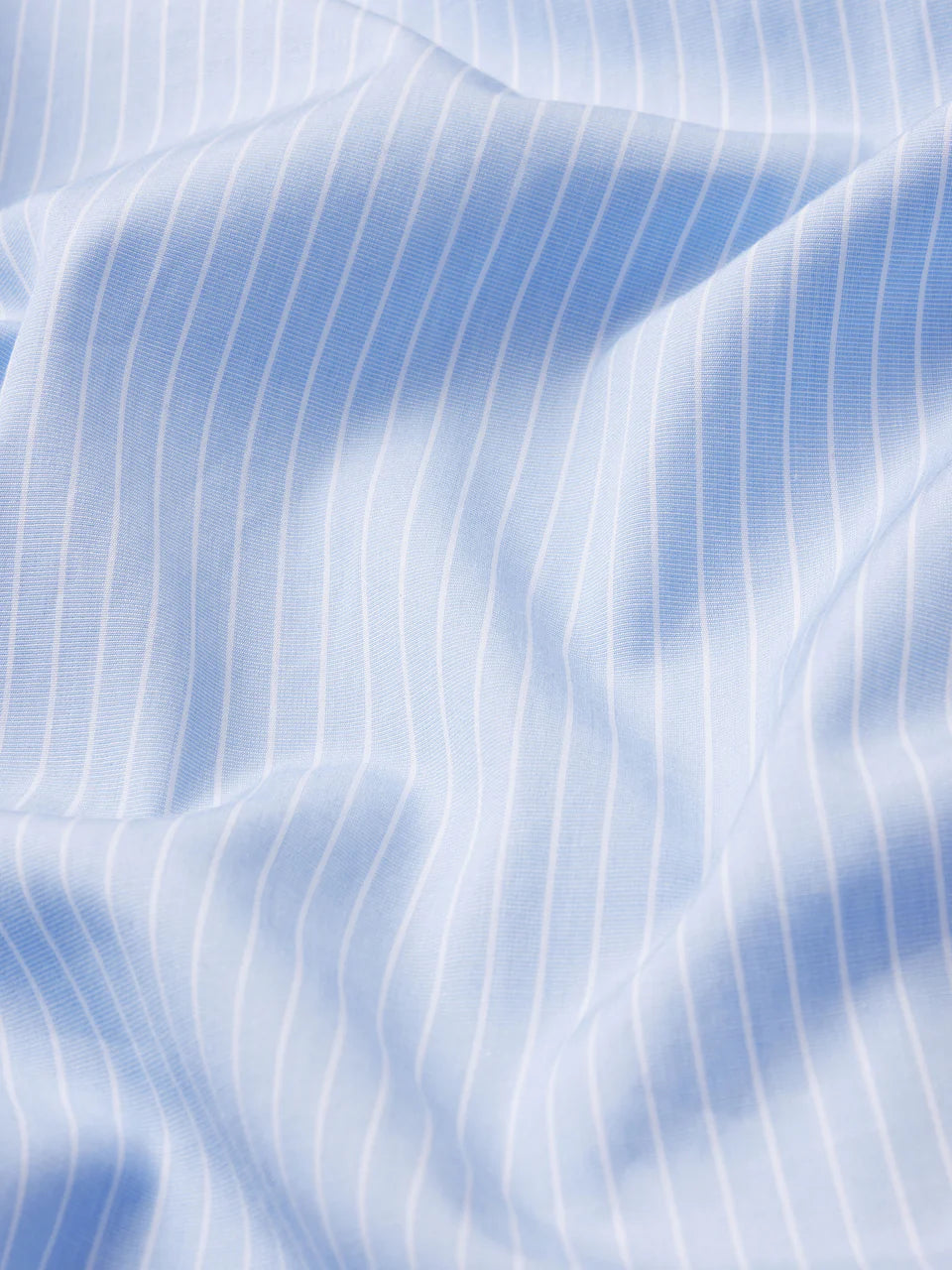 FRAME The Vneck Popover Top