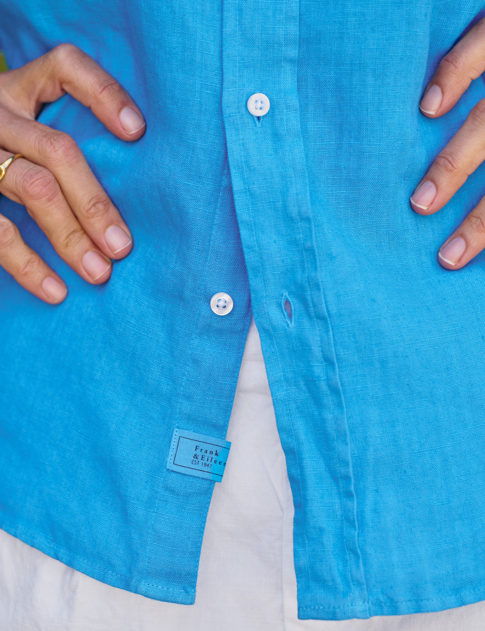FRANK AND EILEEN Eileen Relaxed Button Up