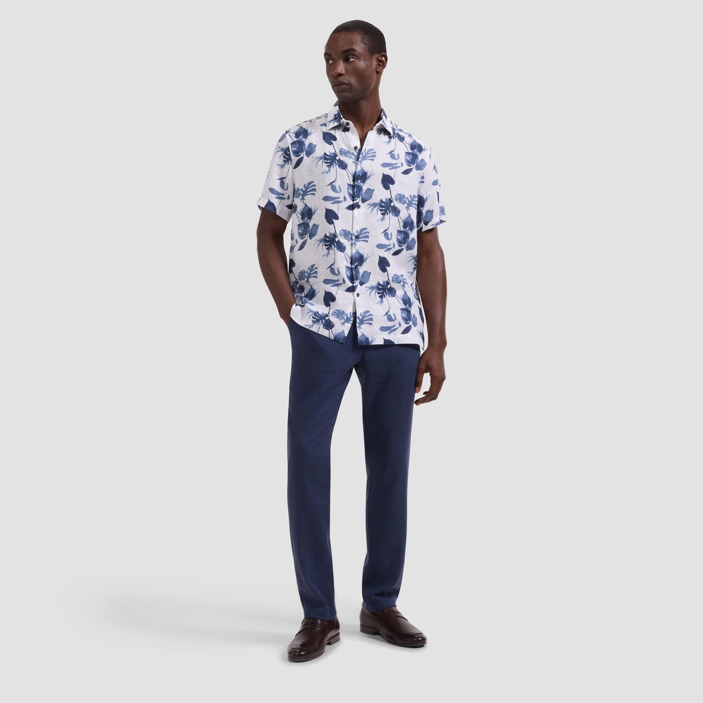 BUGATCHI Vero Leaf Print Short Sleeve Shirt