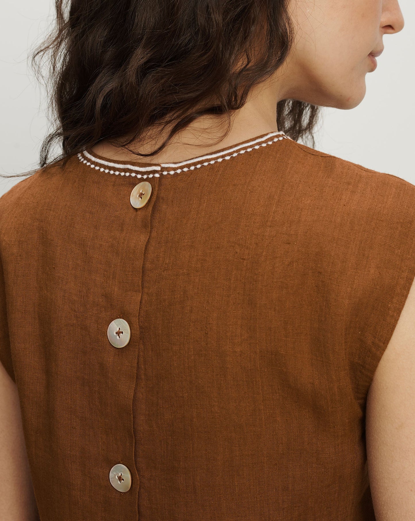 VERONICA BEARD Kessan Top
