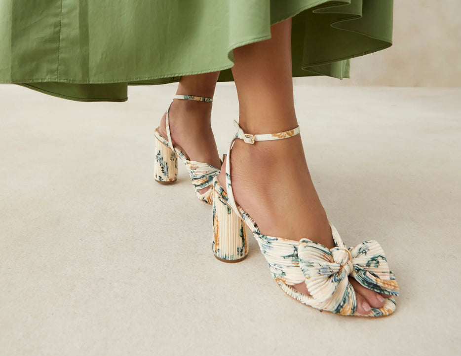 Loeffler Randall CAMELLIA KNOT MULE WITH ANKLE STRAP - High heeled sandals  - gold/gold-coloured - Zalando.co.uk